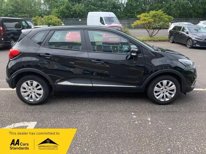 Renault Captur 0.9 TCe ENERGY Expression + Euro 6 (s/s) 5dr