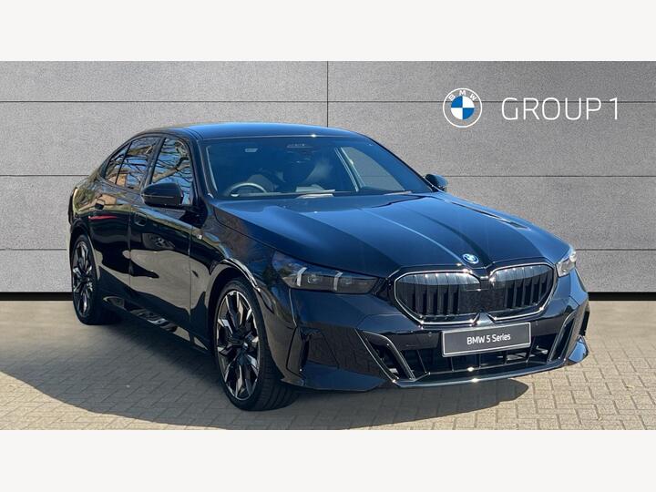 BMW 5 Series 3.0 550e 22.1kWh M Sport Pro Steptronic XDrive Euro 6 (s/s) 4dr BMW 5 Series 3.0 550e 22.1kWh M Sport Pro Steptronic XDrive Euro 6 (s/s) 4dr