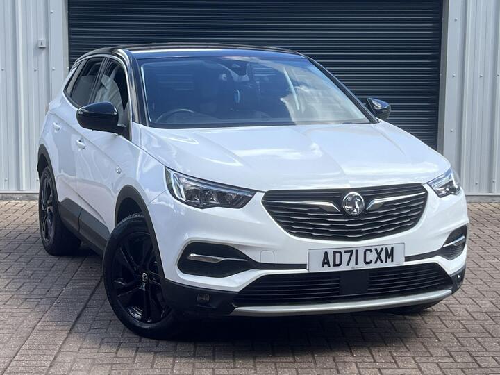 Vauxhall Grandland X 1.5 Turbo D SRi Nav Euro 6 (s/s) 5dr Vauxhall Grandland X 1.5 Turbo D SRi Nav Euro 6 (s/s) 5dr