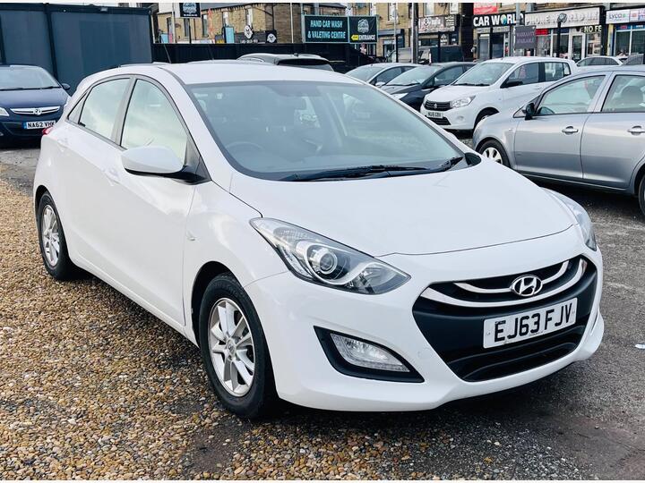 Hyundai I30 1.4 Active Euro 5 5dr Hyundai I30 1.4 Active Euro 5 5dr