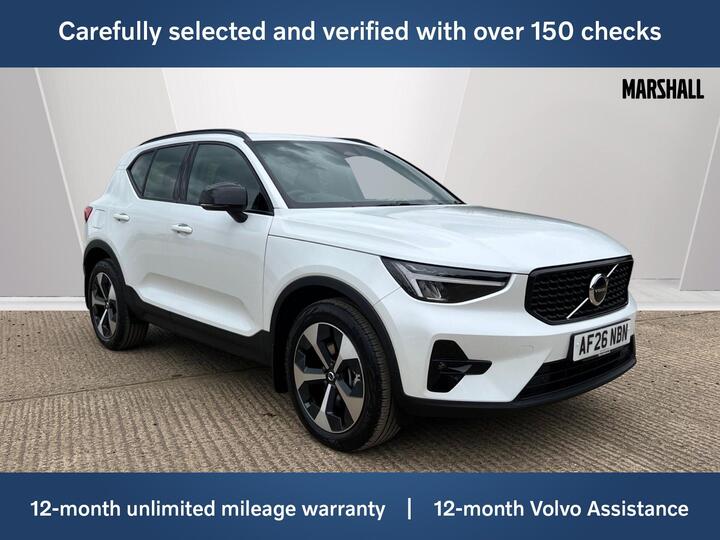 Volvo XC40 2.0 B3 MHEV Plus Dark DCT Auto Euro 6 (s/s) 5dr