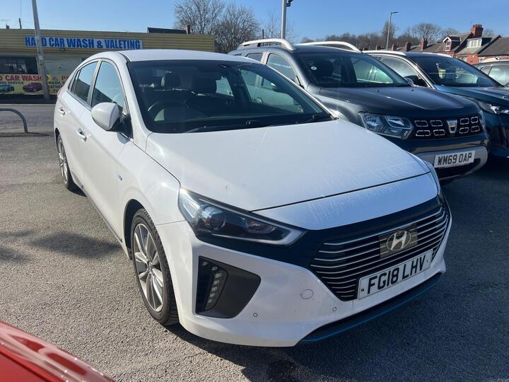 Hyundai Ioniq 1.6 H-GDi Premium SE DCT Euro 6 (s/s) 5dr Hyundai Ioniq 1.6 H-GDi Premium SE DCT Euro 6 (s/s) 5dr
