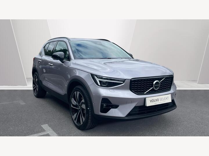 Volvo XC40 2.0 B4 MHEV Ultra Dark DCT Auto Euro 6 (s/s) 5dr