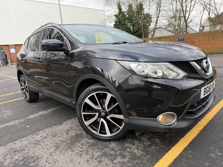 Nissan Qashqai 1.6 DIG-T Tekna 2WD Euro 6 (s/s) 5dr