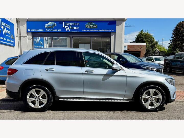 Mercedes-Benz GLC 2.1 GLC220d Sport (Premium Plus) G-Tronic 4MATIC Euro 6 (s/s) 5dr Mercedes-Benz GLC 2.1 GLC220d Sport (Premium Plus) G-Tronic 4MATIC Euro 6 (s/s) 5dr