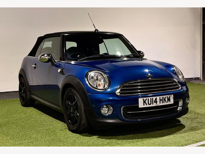 MINI Convertible 1.6 Cooper Euro 6 (s/s) 2dr MINI Convertible 1.6 Cooper Euro 6 (s/s) 2dr