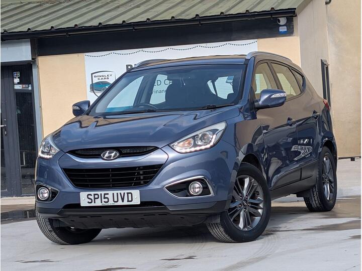Hyundai Ix35 1.7 CRDi SE Euro 5 (s/s) 5dr (Nav) Hyundai Ix35 1.7 CRDi SE Euro 5 (s/s) 5dr (Nav)