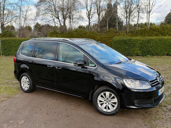 Volkswagen Sharan 2.0 TDI BlueMotion Tech SE Nav DSG Euro 6 (s/s) 5dr