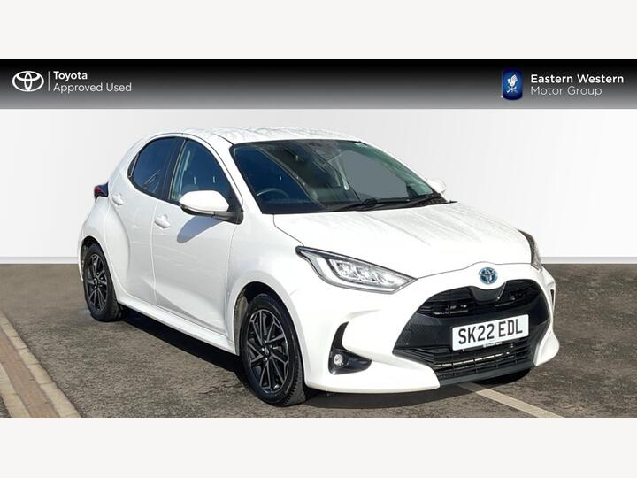 Toyota Yaris 1.5 VVT-h Design E-CVT Euro 6 (s/s) 5dr