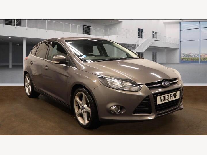 Ford Focus 1.0T EcoBoost Titanium Euro 5 (s/s) 5dr