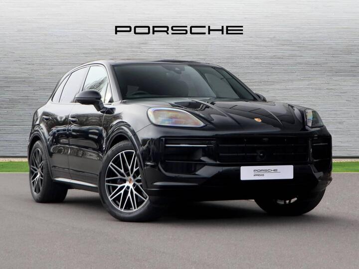 Porsche Cayenne 3.0 V6 E-Hybrid 25.9kWh Black Edition TiptronicS 4WD Euro 6 (s/s) 5dr Porsche Cayenne 3.0 V6 E-Hybrid 25.9kWh Black Edition TiptronicS 4WD Euro 6 (s/s) 5dr