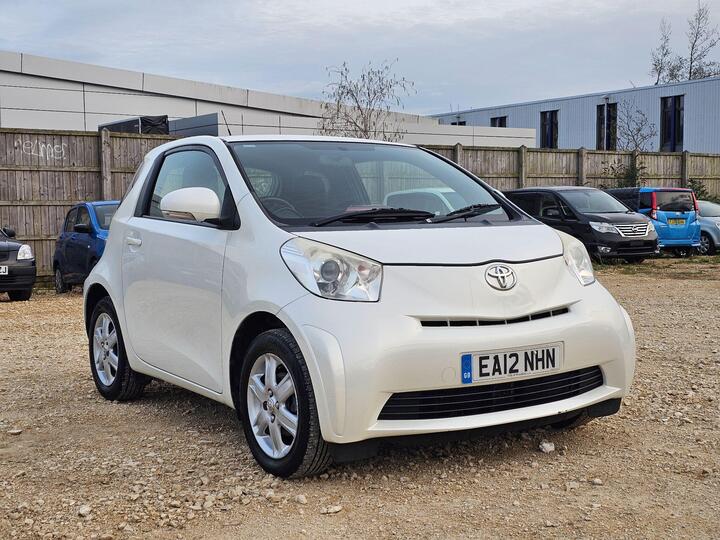 Toyota IQ 1.0 VVT-i Euro 5 3dr