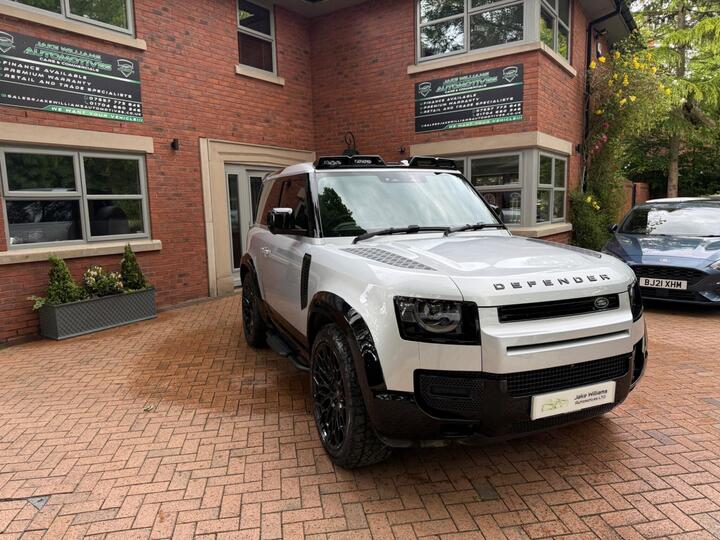 Land Rover Defender 90 2.0 P300 SE Auto 4WD Euro 6 (s/s) 3dr