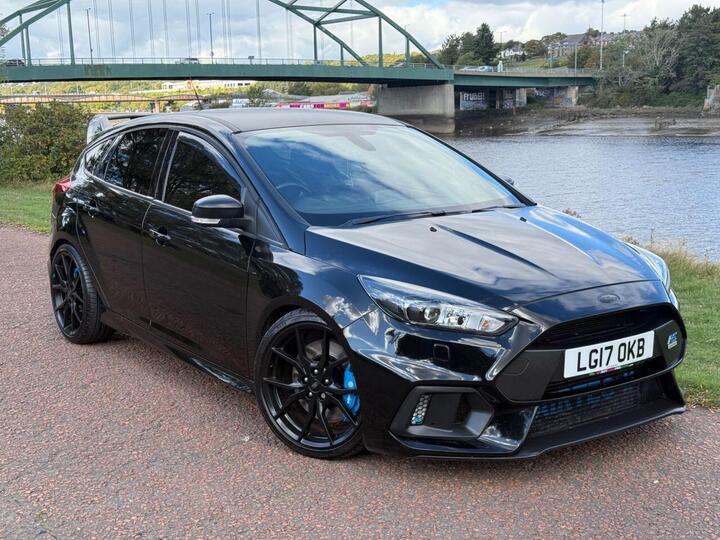 Ford FOCUS RS 2.3T EcoBoost RS AWD Euro 6 (s/s) 5dr