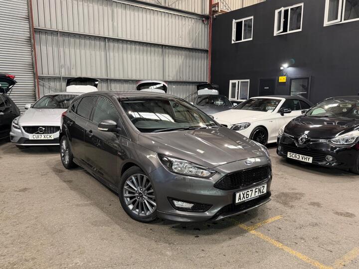 Ford Focus 1.0T EcoBoost ST-Line Euro 6 (s/s) 5dr