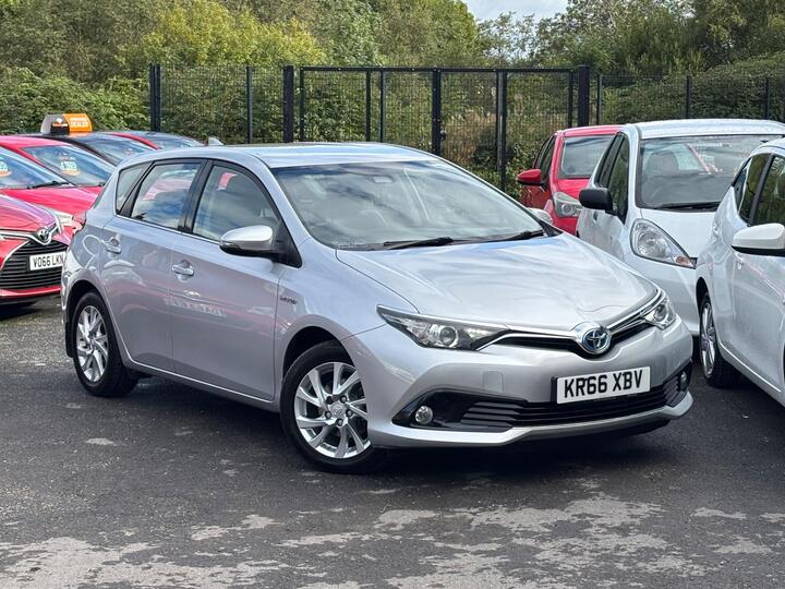 Toyota Auris 1.8 VVT-h Business Edition CVT Euro 6 (s/s) 5dr (Safety Sense)