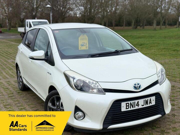 Toyota Yaris 1.5 VVT-h Trend CVT Euro 5 5dr