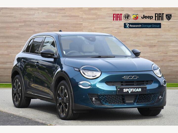 Fiat 600e 54kWh La Prima Auto 5dr