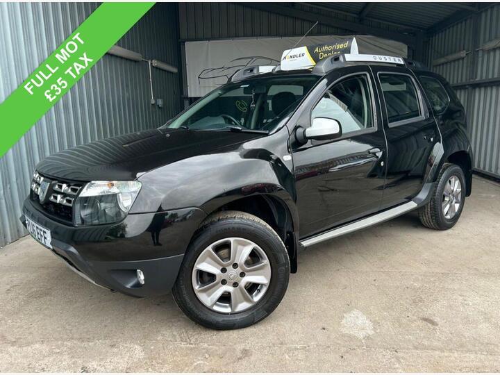 Dacia DUSTER 1.5 DCi Laureate Euro 6 (s/s) 5dr Dacia DUSTER 1.5 DCi Laureate Euro 6 (s/s) 5dr