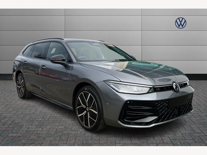 Volkswagen Passat 1.5 TSI EHybrid 19.7kWh R-Line DSG Euro 6 (s/s) 5dr