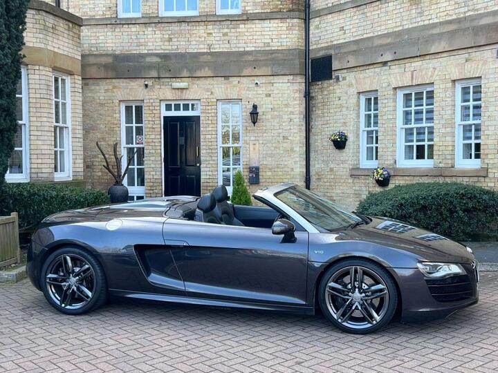 Audi R8 5.2 FSI V10 Spyder Quattro Euro 4 2dr