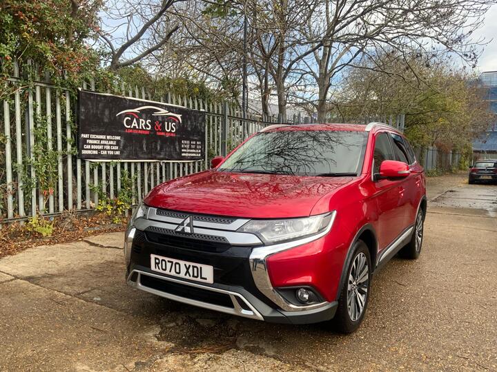 Mitsubishi Outlander 2.0 MIVEC Design CVT 4WD Euro 6 (s/s) 5dr Mitsubishi Outlander 2.0 MIVEC Design CVT 4WD Euro 6 (s/s) 5dr