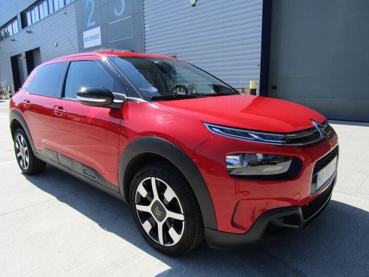 Citroen C4 Cactus 1.2 PURE TECH FLAIR EAT6 AUTO PETROL LHD
