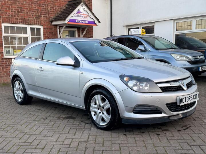 Vauxhall Astra 1.8 VVT 16v Exclusiv Sport Hatch 3dr Vauxhall Astra 1.8 VVT 16v Exclusiv Sport Hatch 3dr