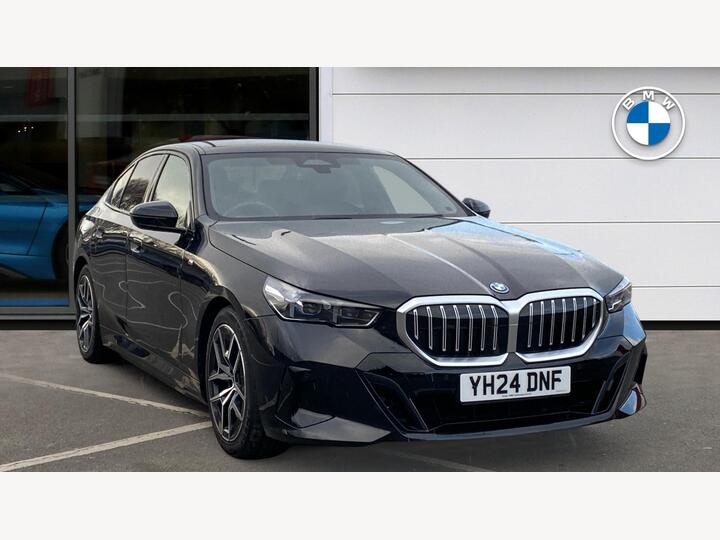BMW 5 Series 2.0 530e 22.1kWh M Sport Steptronic Euro 6 (s/s) 4dr BMW 5 Series 2.0 530e 22.1kWh M Sport Steptronic Euro 6 (s/s) 4dr