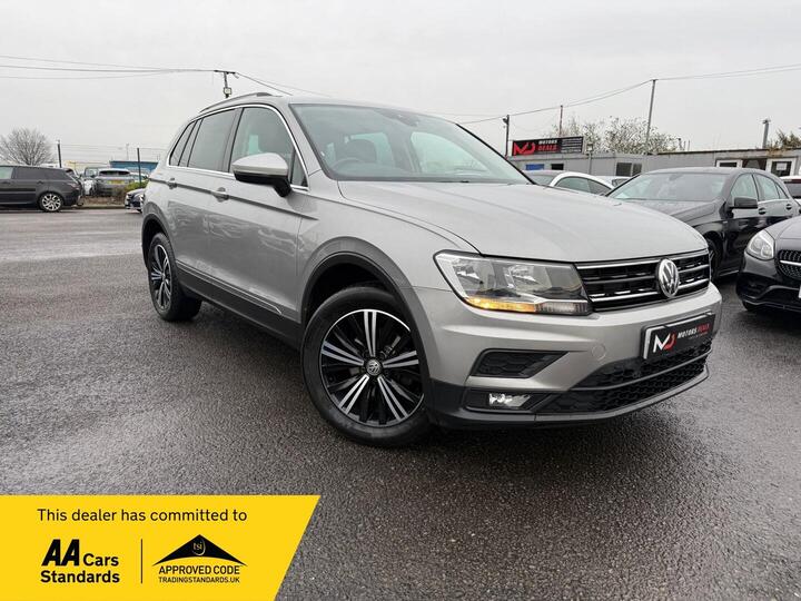 Volkswagen Tiguan 1.4 TSI SE Navigation DSG 4Motion Euro 6 (s/s) 5dr Volkswagen Tiguan 1.4 TSI SE Navigation DSG 4Motion Euro 6 (s/s) 5dr