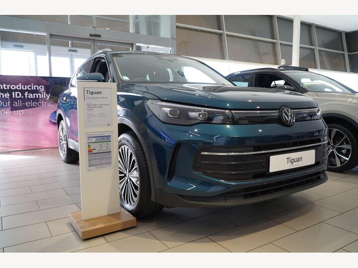 Volkswagen Tiguan 1.5 ETSI MHEV Match DSG Euro 6 (s/s) 5dr
