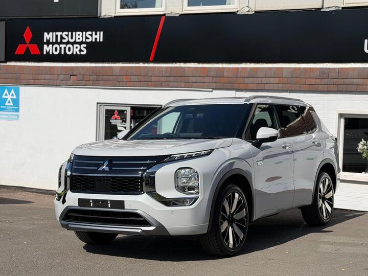 Mitsubishi Outlander 2.4 22.7kWh Diamond CVT 4WD Euro 6 (s/s) 5dr