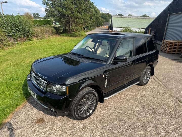Land Rover Range Rover 4.4 TD V8 Westminster Auto 4WD Euro 5 5dr Land Rover Range Rover 4.4 TD V8 Westminster Auto 4WD Euro 5 5dr