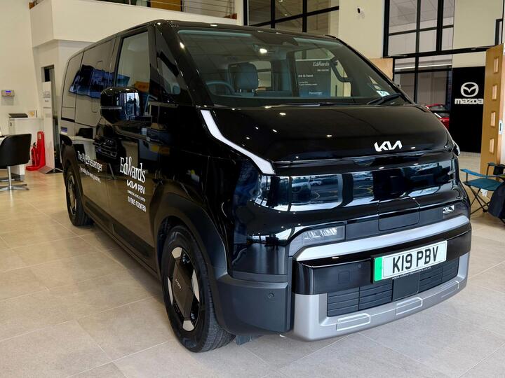 Kia PV5 Long Range 71.2kWh Plus Passenger MPV Auto 5dr
