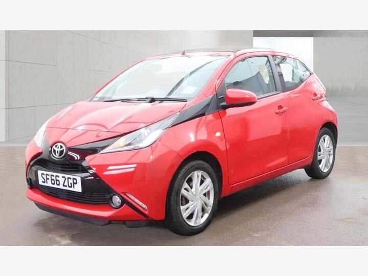 Toyota AYGO 1.0 VVT-i X-pression X-shift Euro 6 5dr