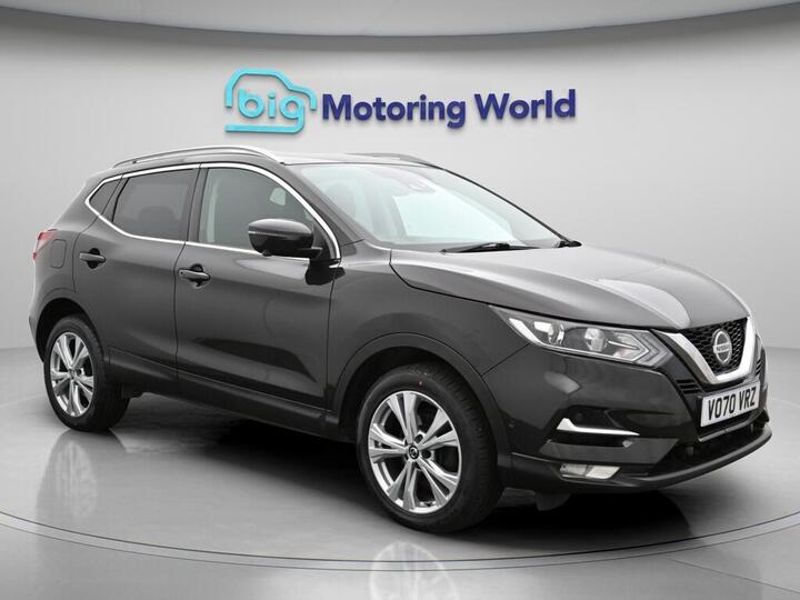 Nissan Qashqai 1.3 DIG-T N-Connecta Euro 6 (s/s) 5dr