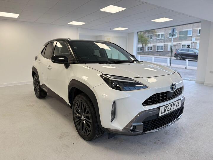 Toyota Yaris Cross 1.5 VVT-h Dynamic E-CVT Euro 6 (s/s) 5dr Toyota Yaris Cross 1.5 VVT-h Dynamic E-CVT Euro 6 (s/s) 5dr