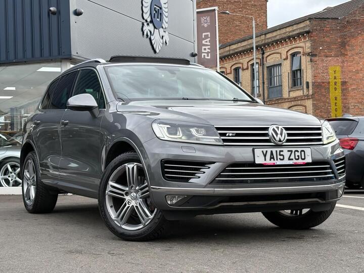 Volkswagen Touareg 3.0 TDI V6 BlueMotion Tech R-Line Tiptronic 4WD Euro 6 (s/s) 5dr