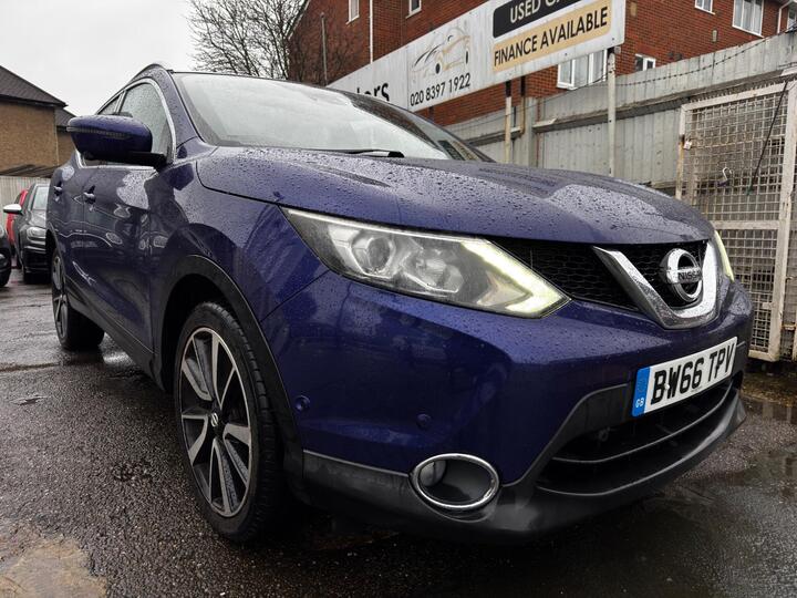 Nissan Qashqai 1.2 DIG-T Tekna XTRON 2WD Euro 6 (s/s) 5dr