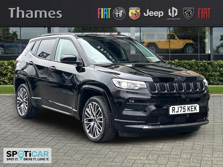 Jeep Compass 1.3 GSE T4 11.4kWh Summit Auto 4xe Euro 6 (s/s) 5dr Jeep Compass 1.3 GSE T4 11.4kWh Summit Auto 4xe Euro 6 (s/s) 5dr