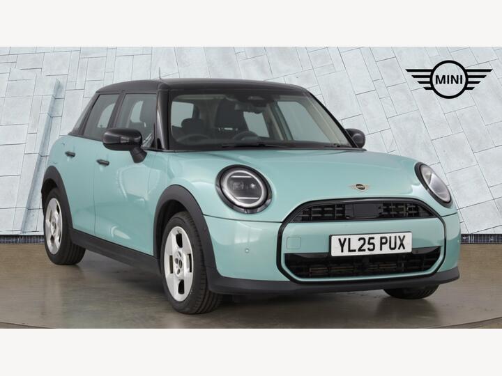 MINI Cooper 1.5C Classic Steptronic Euro 6 (s/s) 5dr