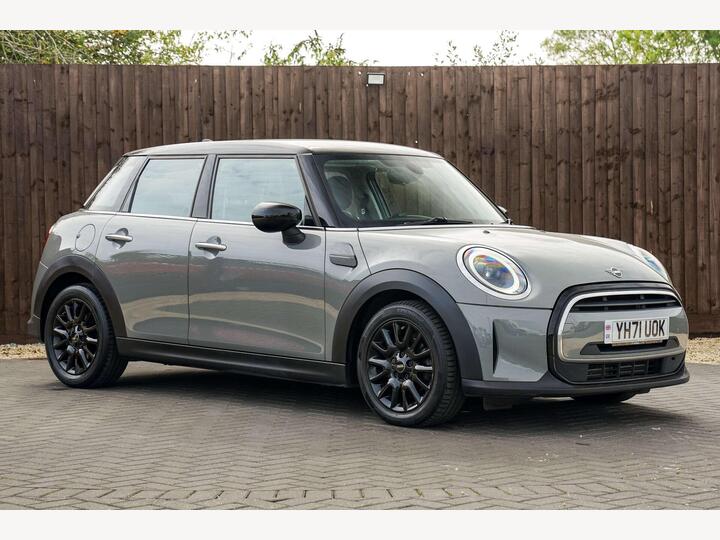 MINI HATCH 1.5 Cooper Classic Steptronic Euro 6 (s/s) 5dr