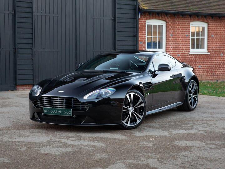 Aston Martin Vantage 6.0 V12 Euro 5 2dr