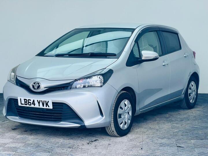 Toyota Yaris 1.33 Dual VVT-i Icon Multidrive S Euro 5 5dr Euro 5