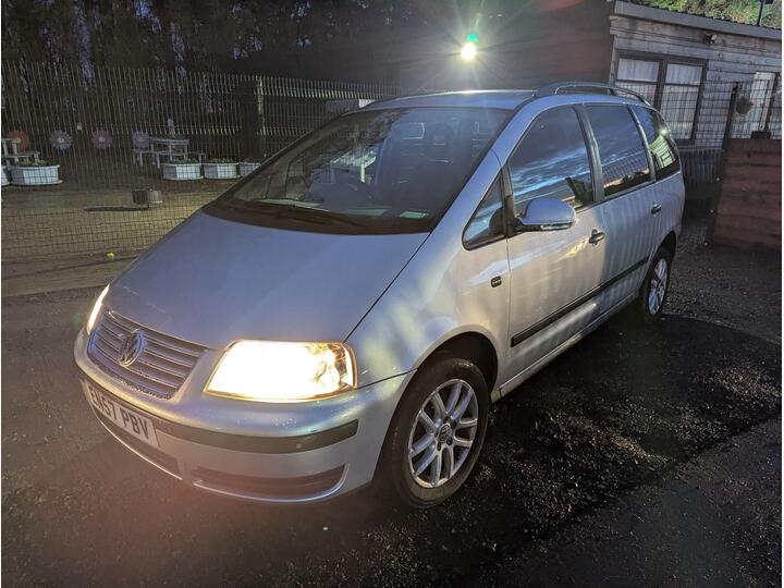 Volkswagen Sharan 1.9 TDI PD SE 5dr