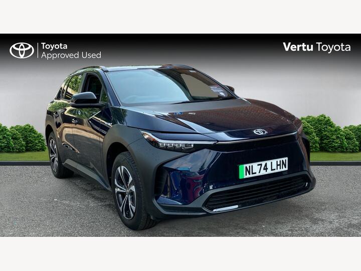 Toyota BZ4X 71.4kWh Motion Auto AWD 5dr (11kW OBC) Toyota BZ4X 71.4kWh Motion Auto AWD 5dr (11kW OBC)