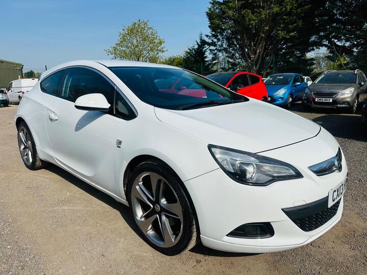 Vauxhall Astra GTC 2.0 CDTi SRi Euro 5 (s/s) 3dr