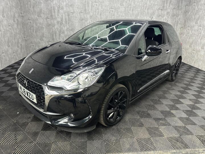 DS AUTOMOBILES DS 3 1.2 PureTech Connected Chic Euro 6 3dr