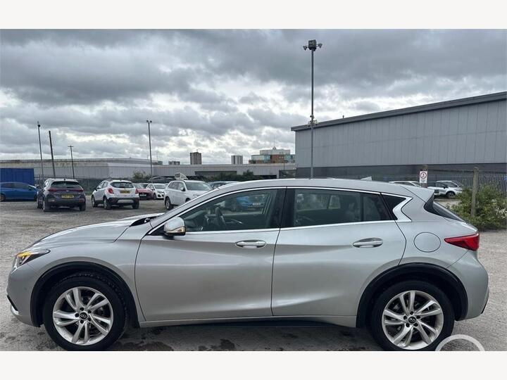 Infiniti Q30 1.5d Premium Tech InTouch Euro 6 (s/s) 5dr
