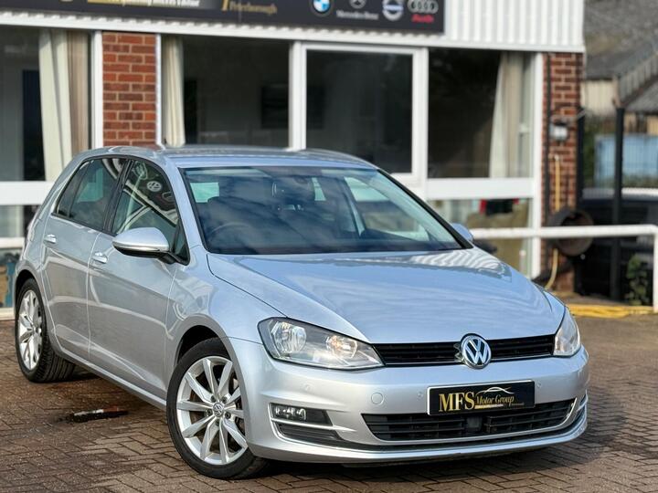 Volkswagen Golf 2.0 TDI BlueMotion Tech GT Euro 5 (s/s) 5dr